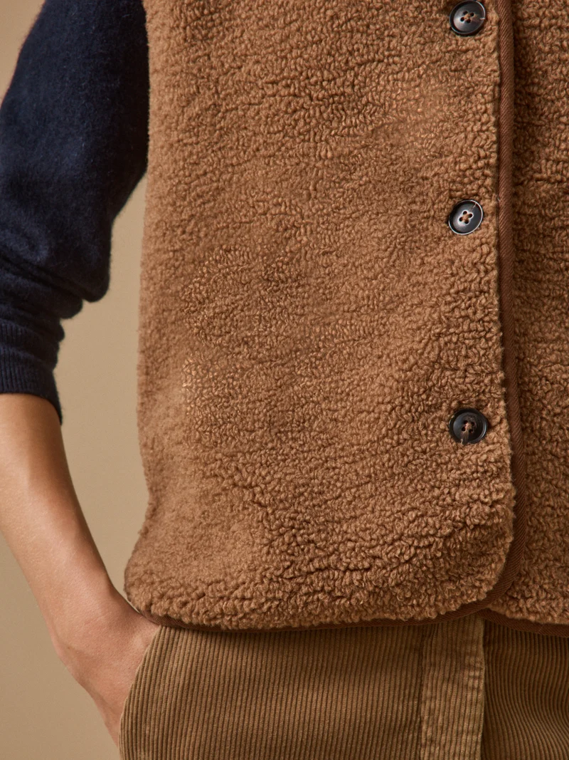Damenweste aus Sherpa