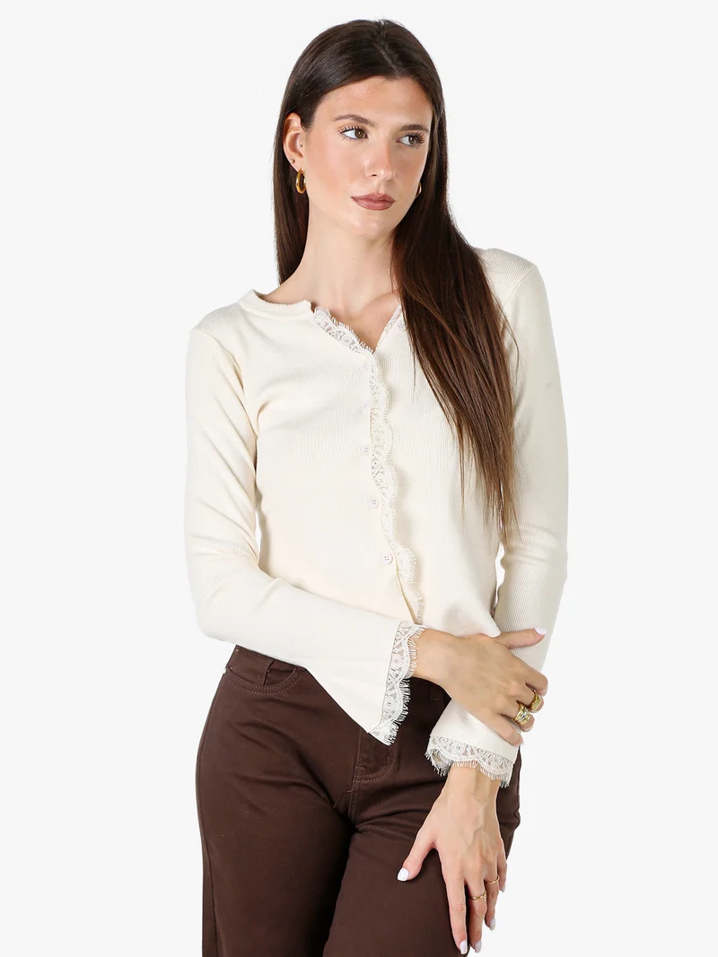 Cardigan donna in maglia con bottoni e maniche a campana con dettagli in pizzo - beige