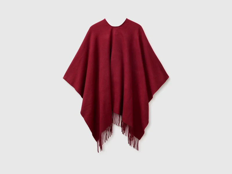 Cape mit Fransen und Knopf