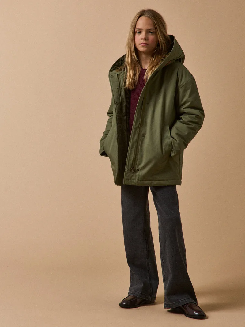 Mädchen-Parka, kurz, mit Leoprint-Futter