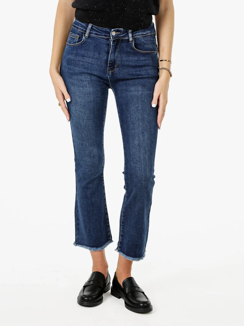 Jeans donna a zampa con finale sfrangiato - jeans
