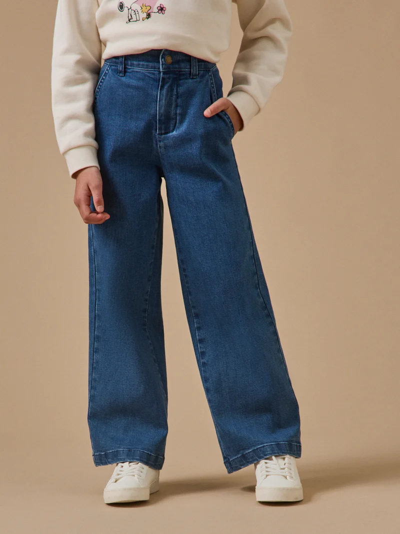 Mädchenhose aus Denim mit weitem Bein