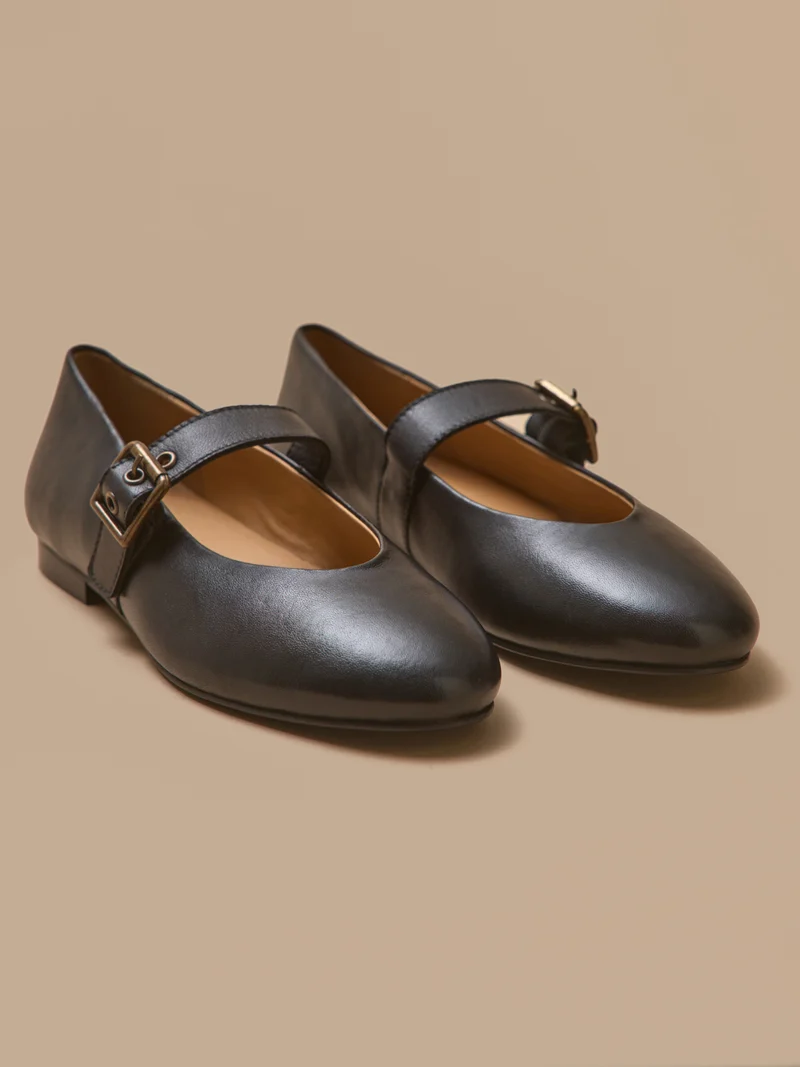 Damen-Ballerinas aus Leder mit Riemchen