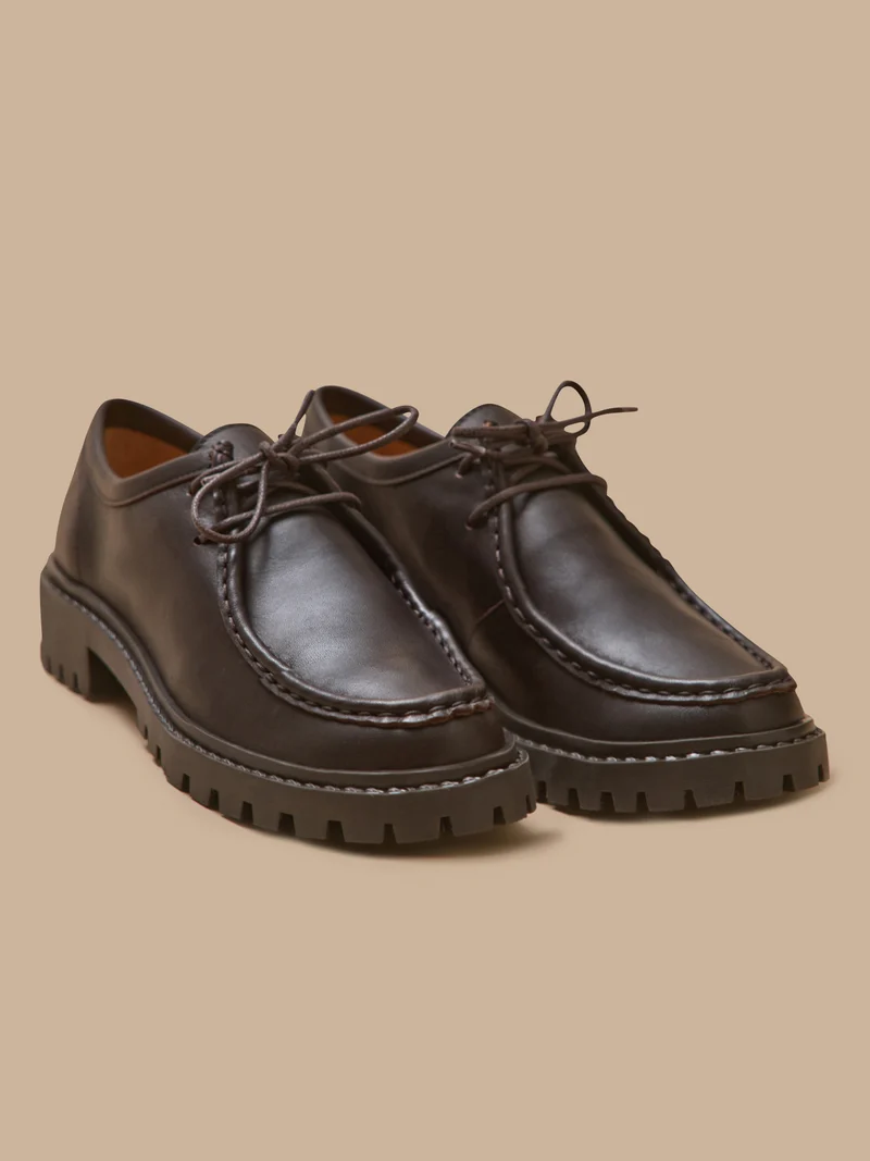 Damen-Schnürschuhe aus Leder mit Profilsohle