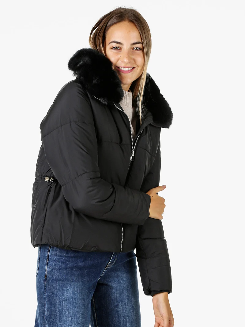Giubbotto donna con zip e colletto in ecopelliccia - nero