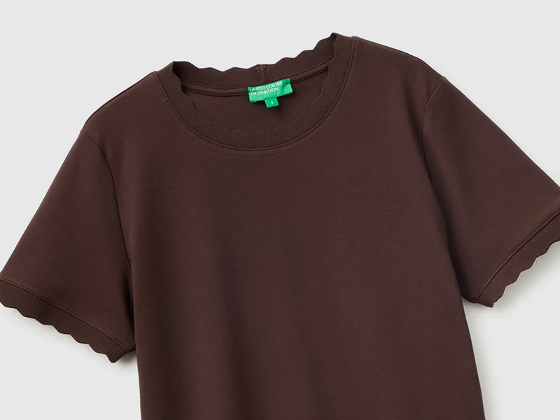 T-Shirt mit Rundhalsausschnitt aus 100 % Baumwolle