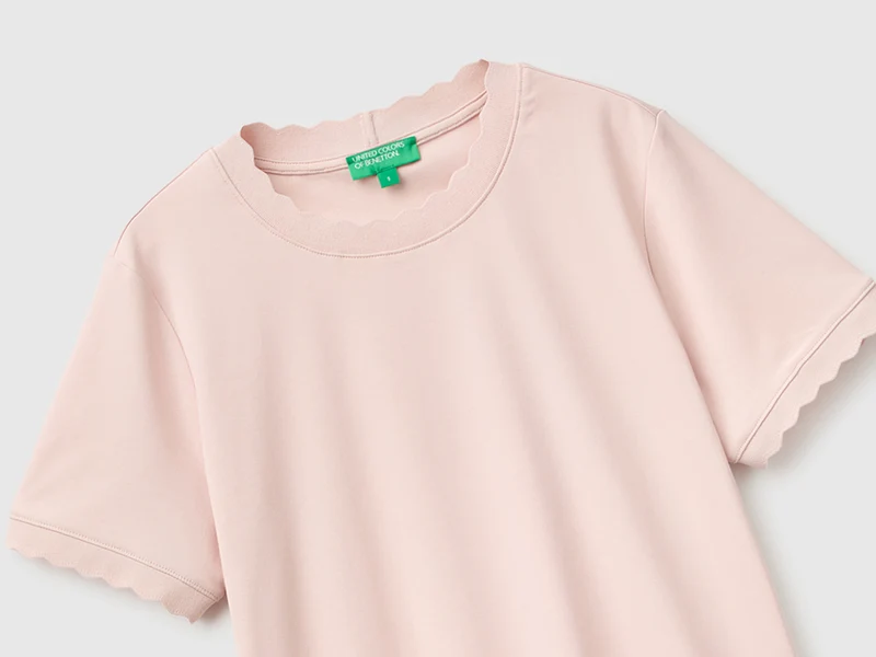 T-Shirt mit Rundhalsausschnitt aus 100 % Baumwolle