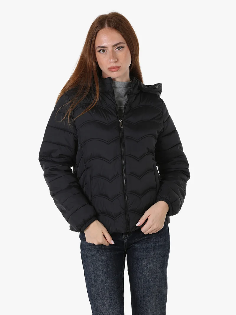 Giubbotto donna imbottito con cappuccio e zip - nero