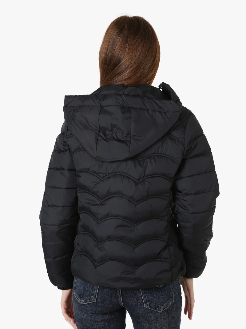 Giubbotto donna imbottito con cappuccio e zip - nero