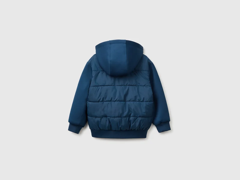Jacke mit Neopreneinsätzen