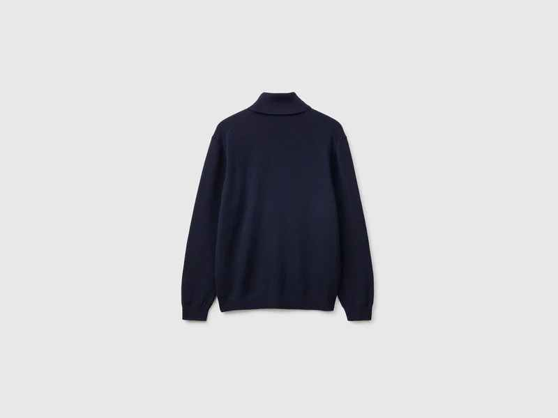 Mitternachtsblauer Rollkragenpullover aus reiner Merinowolle