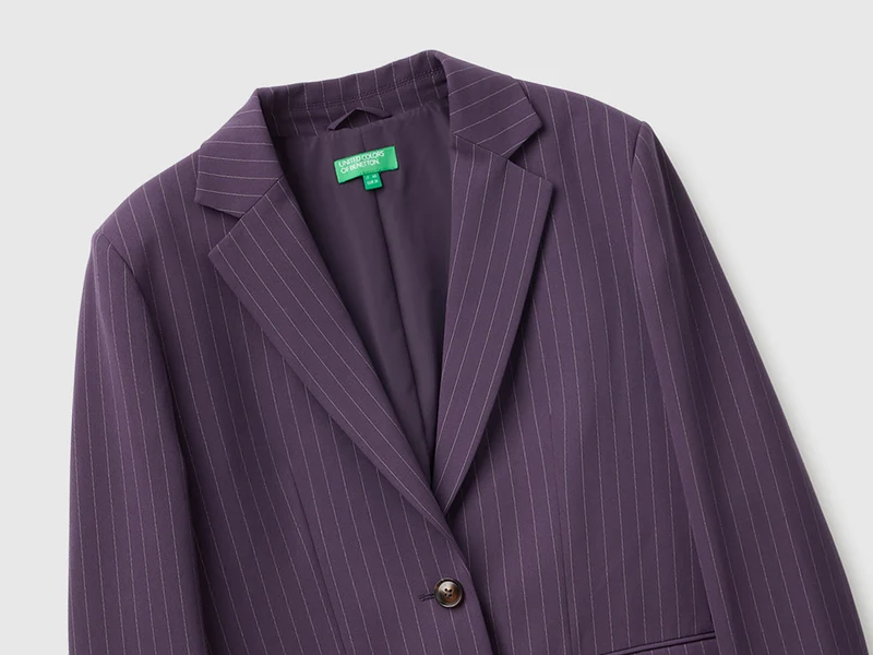 Bequemer, nadelgestreifter Blazer
