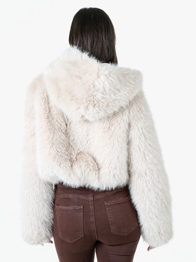 Giacca corta da donna in ecopelliccia con cappuccio e zip - beige