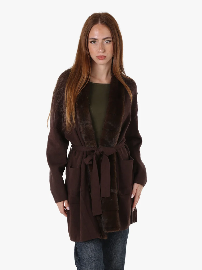 Cardigan donna in maglia con cintura e dettagli in ecopelliccia - moro