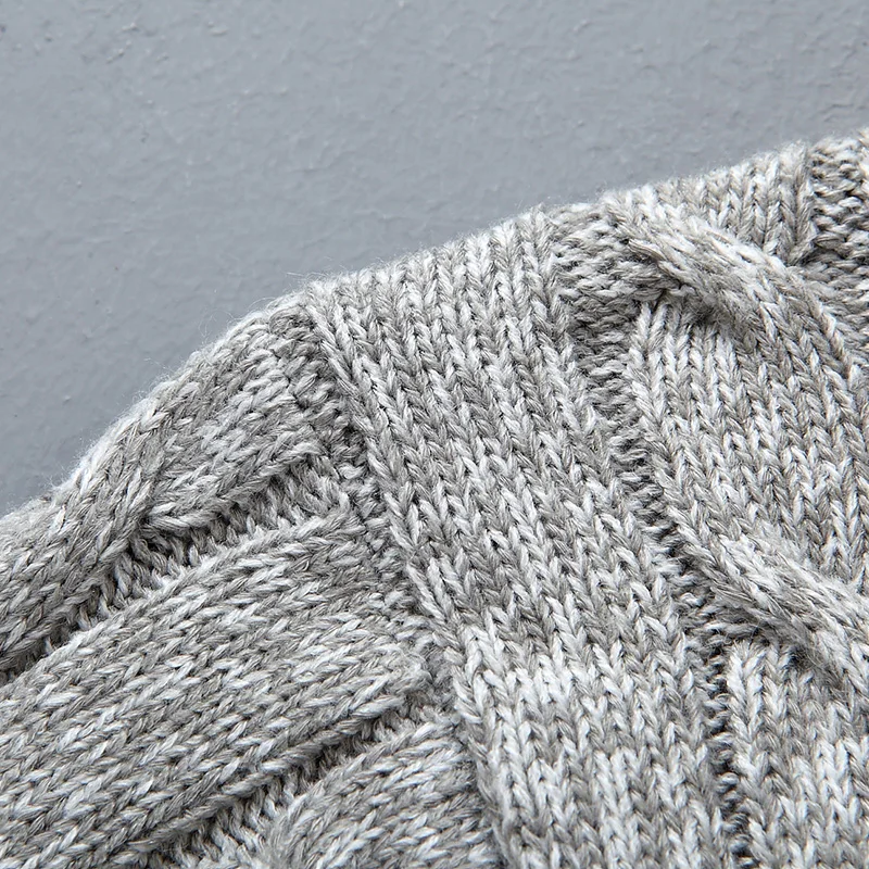 Chic Wool Turtleneck Sweater