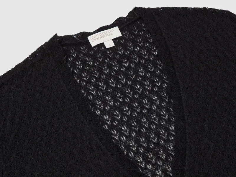 Perforierte Strickjacke aus ultraleichtem Wollmischgewebe