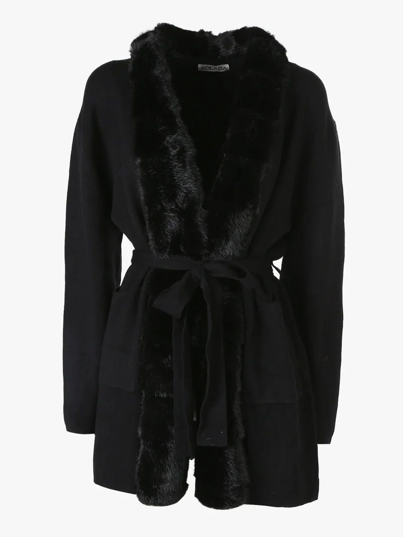 Cardigan donna in maglia con cintura e dettagli in ecopelliccia - nero