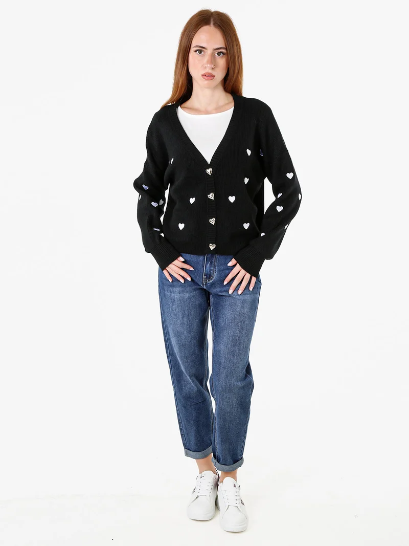 Cardigan da donna in maglia con bottoni a cuore - nero