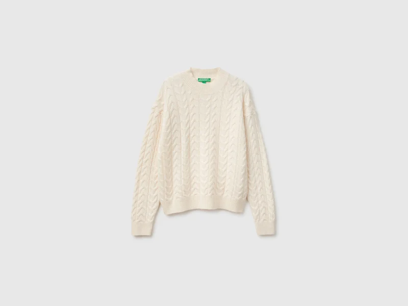 Rollkragenpullover mit Zopfmuster aus einem Woll-Kaschmir-Mischgewebe