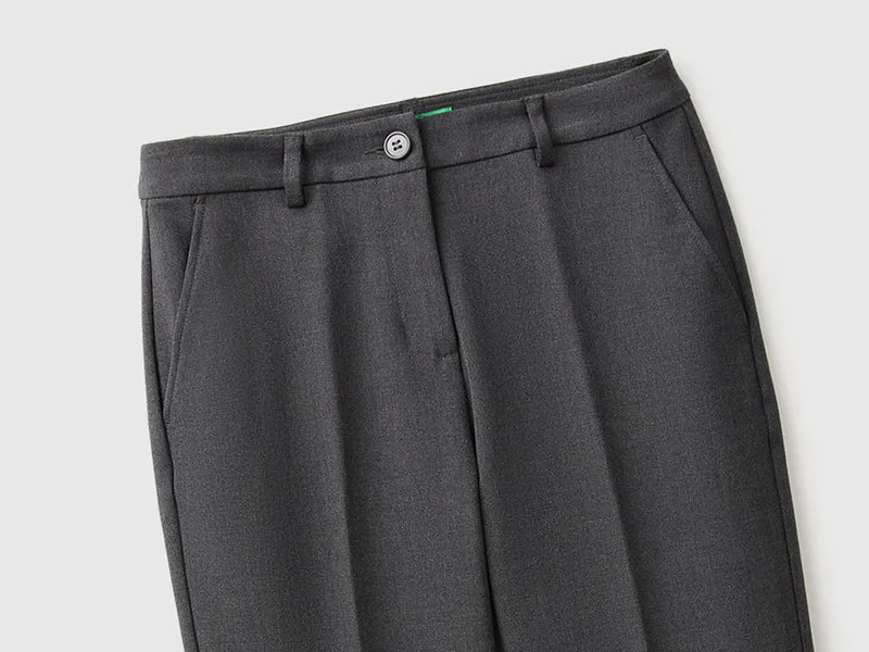 Hose mit geradem Bein aus einer Stretch-Viskose-Mischung