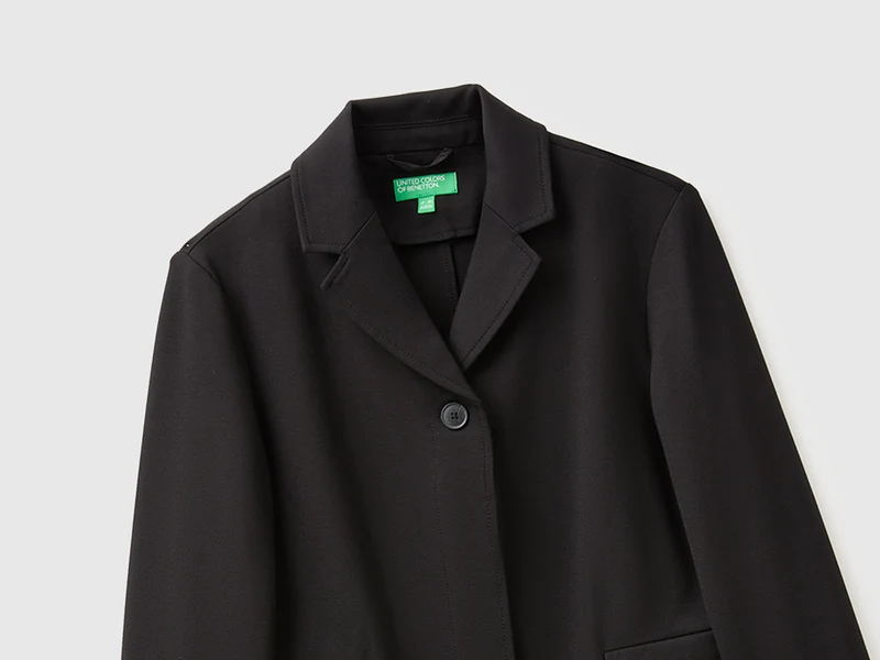 Kurze Jacke