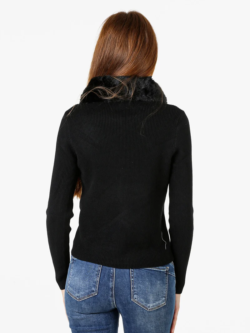 Cardigan da donna in maglia con colletto in ecopelliccia e zip - nero