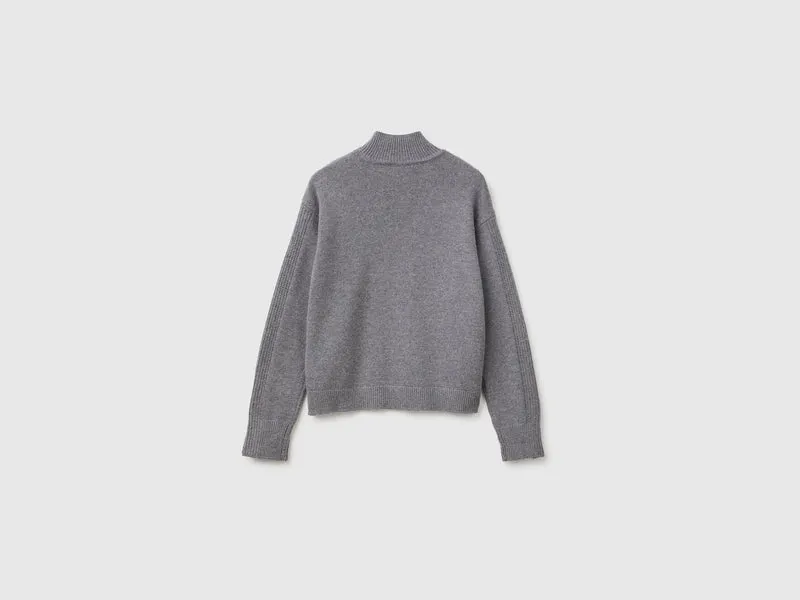 Pullover mit Knöpfen an der Schulter