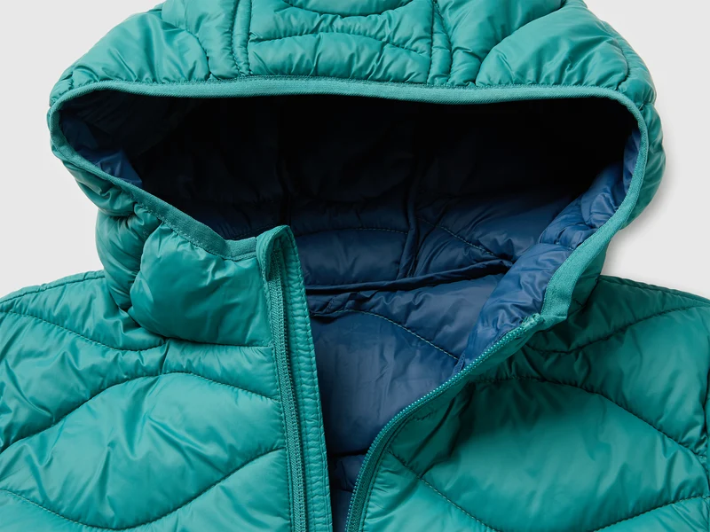 Wattierte Jacke mit Kapuze