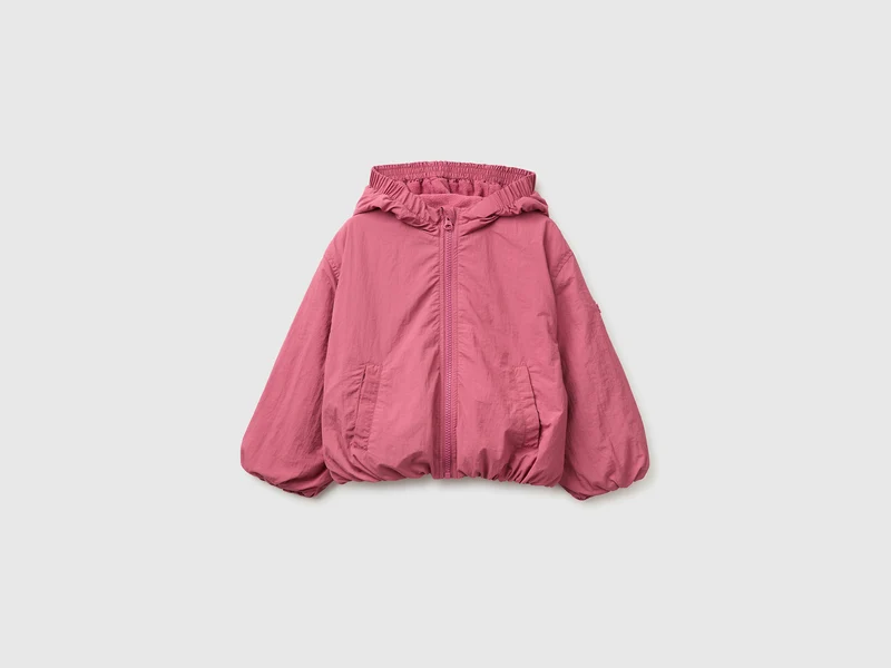 Nylonjacke mit Kapuze