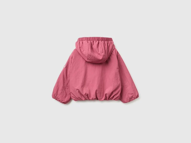 Nylonjacke mit Kapuze