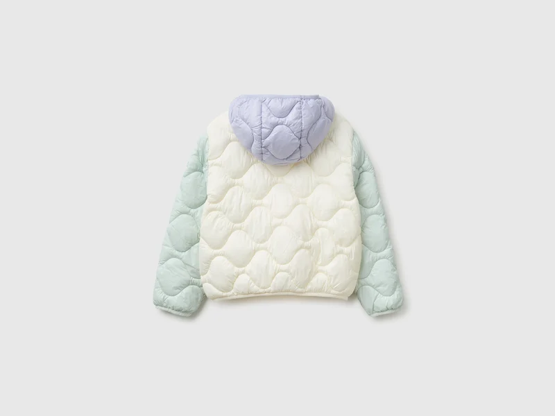 Wattierte Jacke mit Kapuze