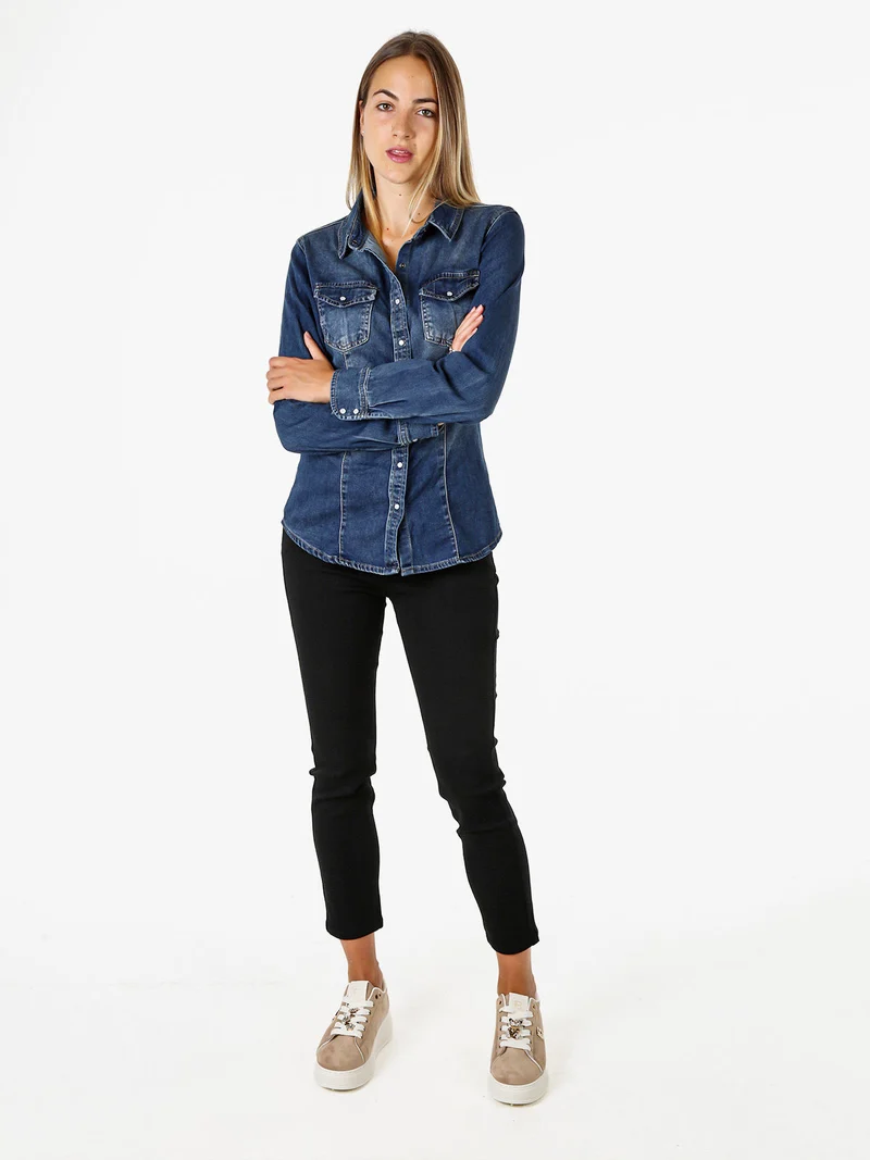 Camicia in jeans da donna con bottoni - jeans