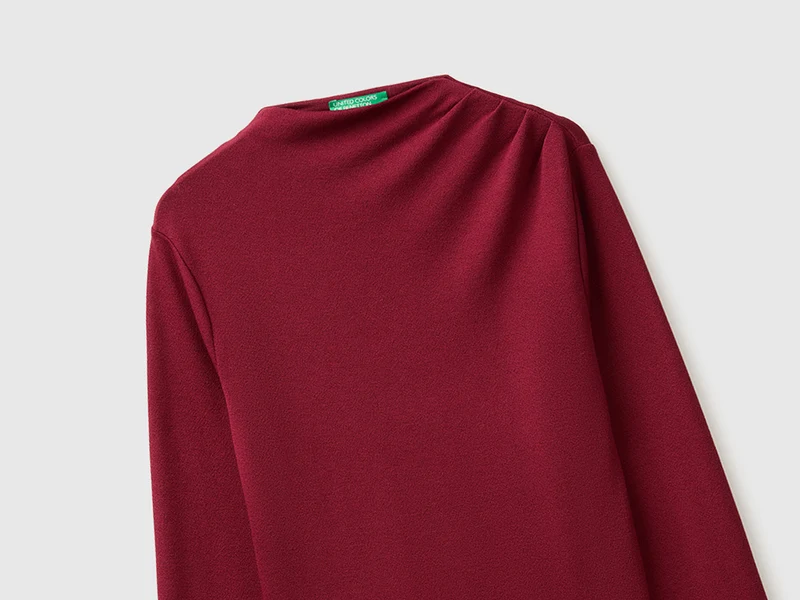 T-Shirt mit Raffungen