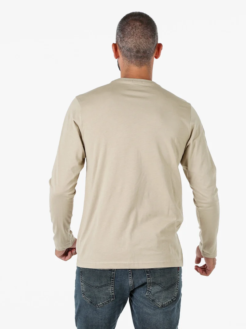 T-shirt girocollo da uomo a maniche lunghe in cotone - sabbia