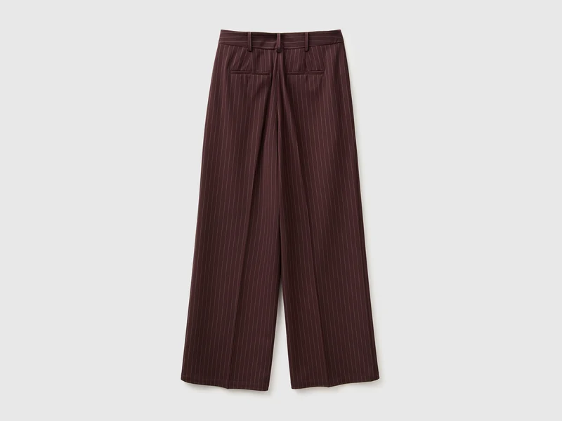 Weite Nadelstreifenhose