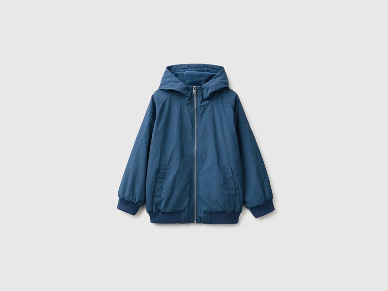 Nylonjacke mit Kapuze