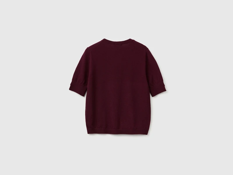 Pflaumenfarbener Kurzarmpullover aus reiner Merinowolle