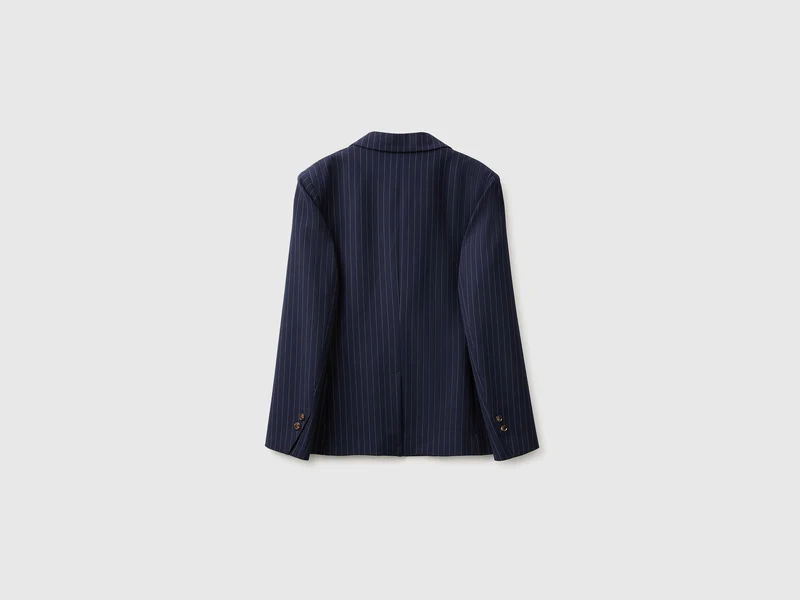 Bequemer, nadelgestreifter Blazer
