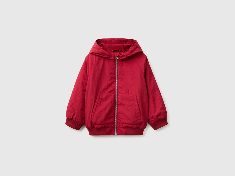 Nylonjacke mit Kapuze