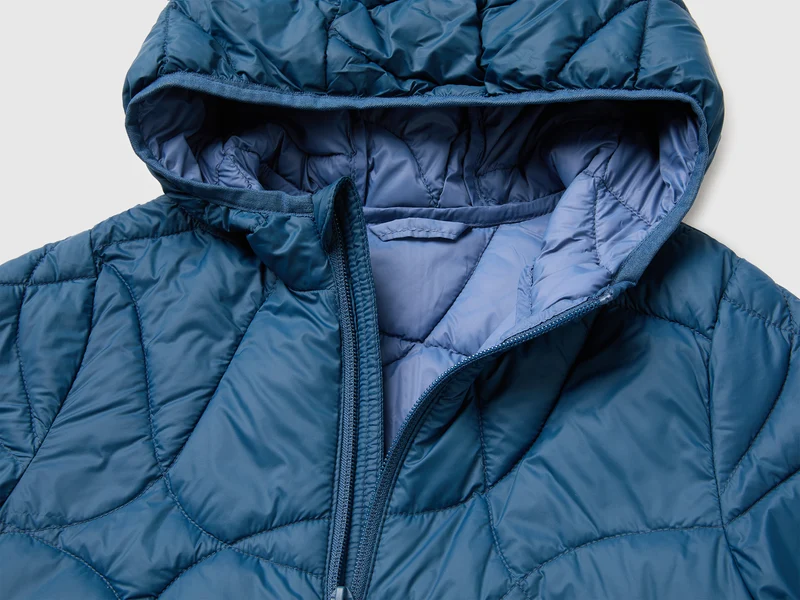 Wattierte Jacke mit Kapuze