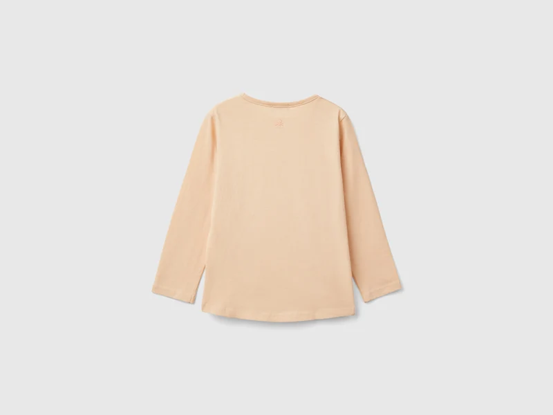 T-Shirt mit Print und Pailletten