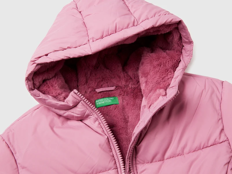 Wattierte Jacke mit Kapuze