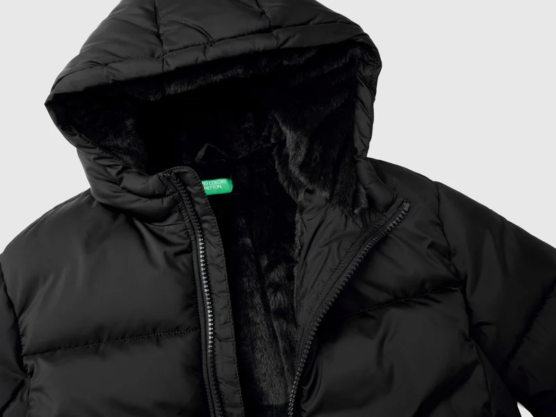 Wattierte Jacke mit Kapuze