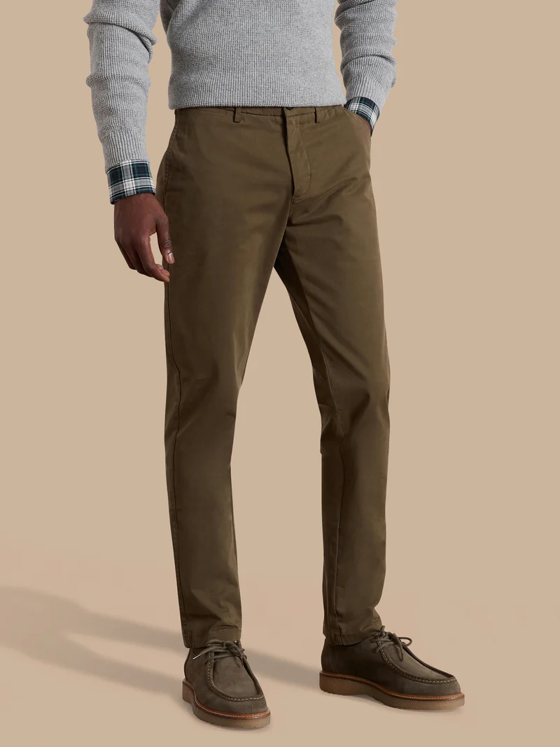 Herren-Chinohose aus Gabardine