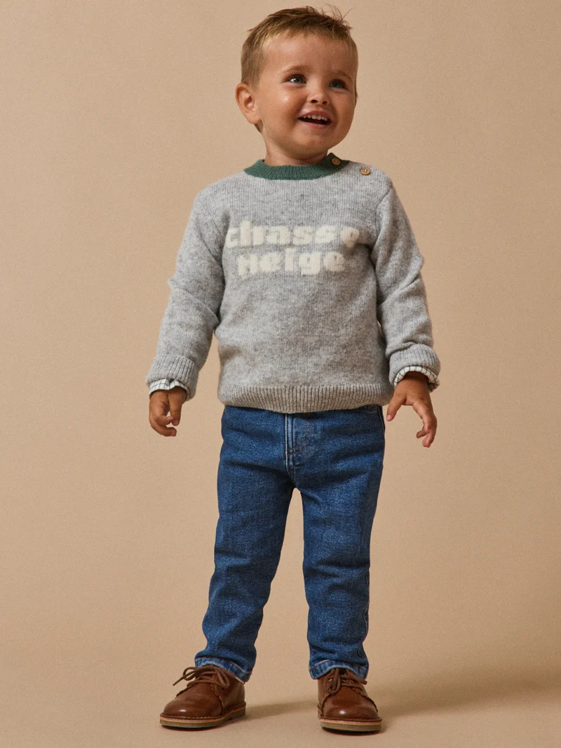 Babypullover aus Wolle mit Bärenmotiv