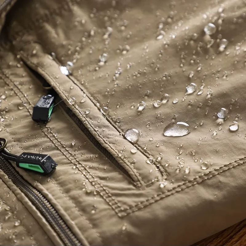 Elegant Lightweight Men's Jacket