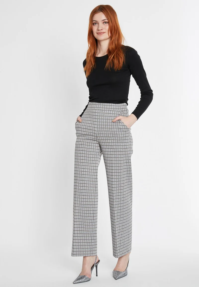 Lange Hose Sodala