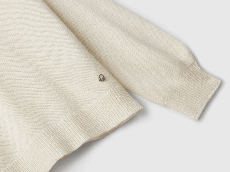 Pullover aus Viskosemischung