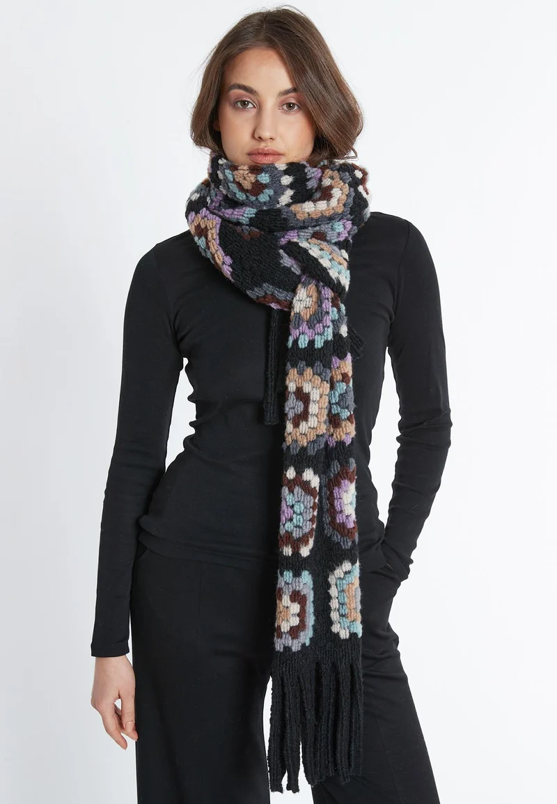 Strickschal Sabata