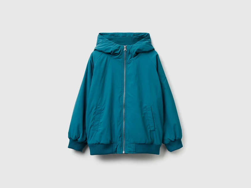 Nylonjacke mit Kapuze